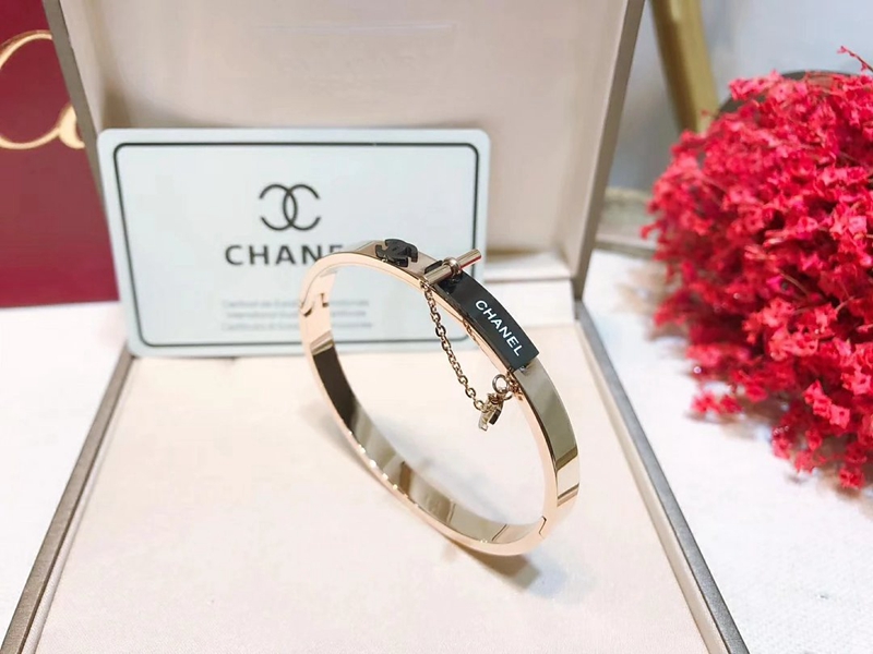 chanelブレスレット