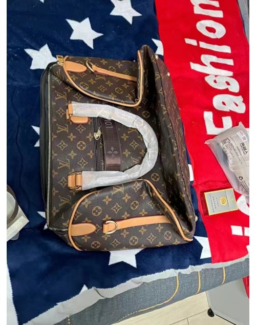 ルイヴィトン ショルダーバッグ LV ブランド チェーン付き お洒落可愛い斜め掛けバッグ 大人気レディース向け