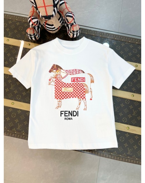 Fendi フェンデイtシャツ 品番：D-OYA-FEN-80025ラインで在庫確認とご注文の際、品番を教えてください