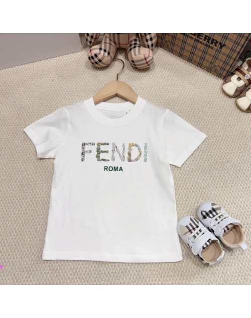 Fendi フェンデイtシャツ 品番：D-OYA-FEN-80028ラインで在庫確認とご注文の際、品番を教えてください