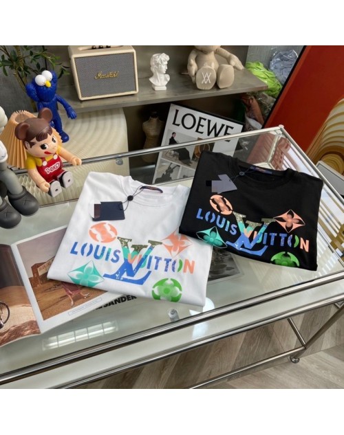 Lv ルイヴィトンtシャツ 品番：D-OYA-LV-80068ラインで在庫確認とご注文の際、品番を教えてください
