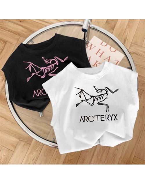 ARC'TERYX 子供服 品番：X-LI-ARC-57972ラインで在庫確認とご注文の際、品番を教えてください