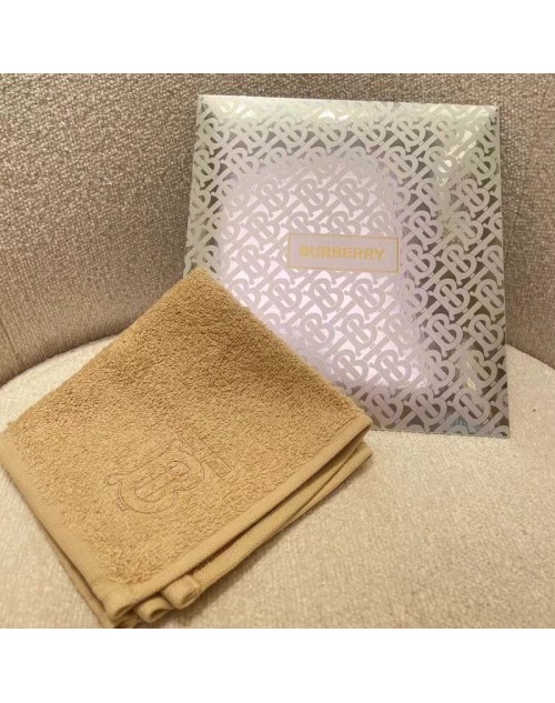 Burberry バーバリータオル 品番：X-LI-BUR-59260ラインで在庫確認とご注文の際、品番を教えてください