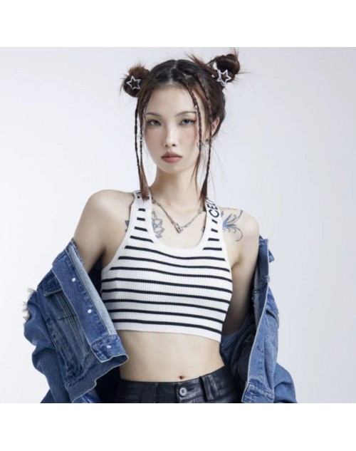 CELINE セリーヌtシャツ 品番：X-LI-CEL-58204ラインで在庫確認とご注文の際、品番を教えてください