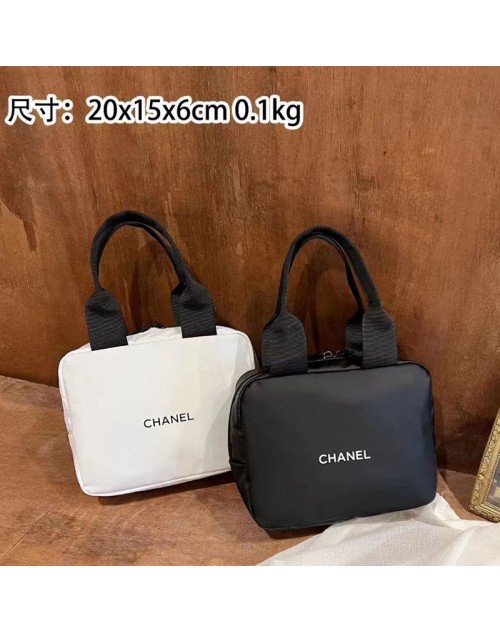 シャネル chanel 化粧品バッグ 白黒 大容量 旅行