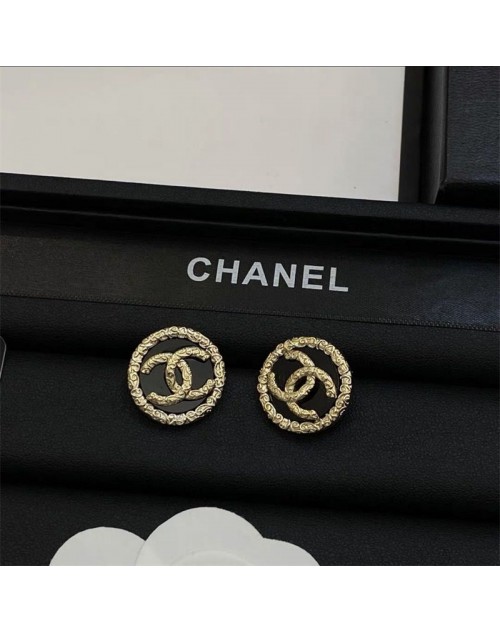 Chanel シャネルピアス 品番：X-LI-CHA-57505ラインで在庫確認とご注文の際、品番を教えてください