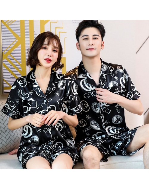 Chanel シャネルパーカー服ジャケット 品番：X-LI-CHA-57818ラインで在庫確認とご注文の際、品番を教えてください