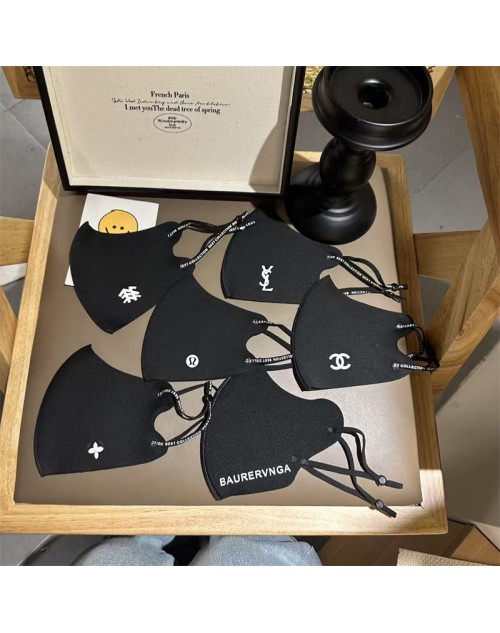 Chanel シャネルマスク 品番：X-LI-CHA-58121ラインで在庫確認とご注文の際、品番を教えてください