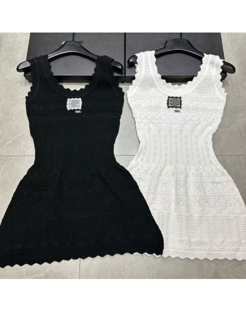 Chanel シャネルtシャツ 品番：X-LI-CHA-58137ラインで在庫確認とご注文の際、品番を教えてください