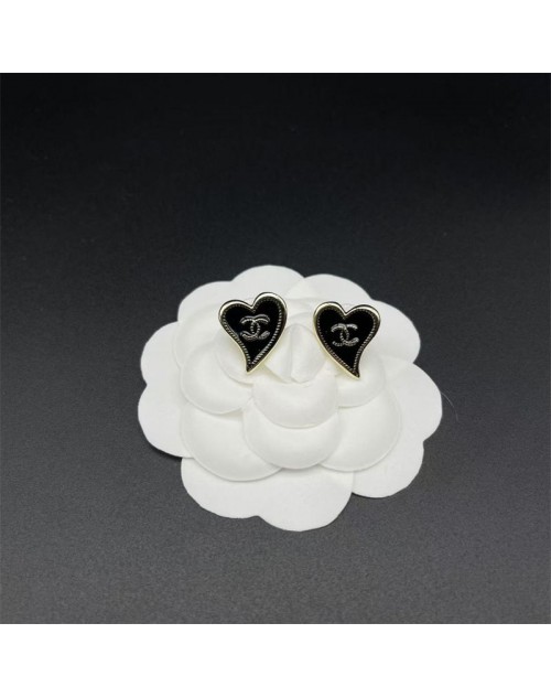 Chanel シャネルピアス 品番：X-LI-CHA-58253ラインで在庫確認とご注文の際、品番を教えてください