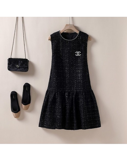 Chanel シャネルtシャツ 品番：X-LI-CHA-58559ラインで在庫確認とご注文の際、品番を教えてください