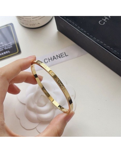 Chanel シャネルブレスレット 品番：X-LI-CHA-58565ラインで在庫確認とご注文の際、品番を教えてください
