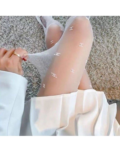 Chanel シャネル靴下 品番：X-LI-CHA-58790ラインで在庫確認とご注文の際、品番を教えてください