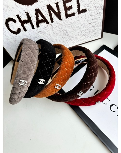 Chanel シャネルヘアアクセサリー 品番：X-LI-CHA-59388ラインで在庫確認とご注文の際、品番を教えてください