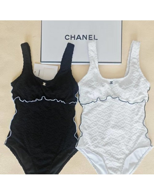 Chanel シャネル水着 品番：X-LI-CHA-59679ラインで在庫確認とご注文の際、品番を教えてください