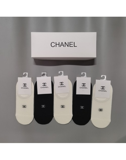 Chanel シャネル靴下 品番：X-LI-CHA-59820ラインで在庫確認とご注文の際、品番を教えてください