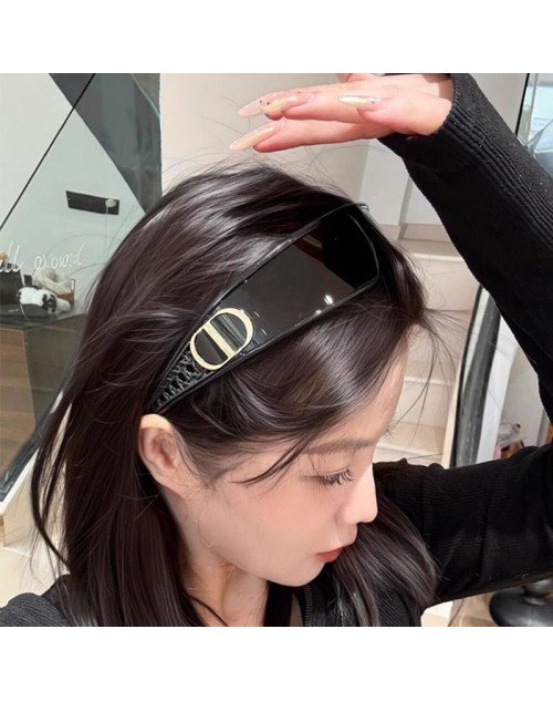 Dior ディオールサングラス 品番：X-LI-DIO-58267ラインで在庫確認とご注文の際、品番を教えてください