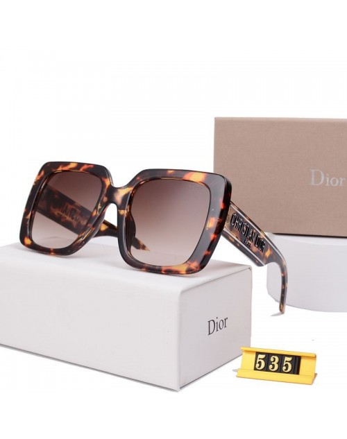 Dior ディオールサングラス 品番：X-LI-DIO-58268ラインで在庫確認とご注文の際、品番を教えてください
