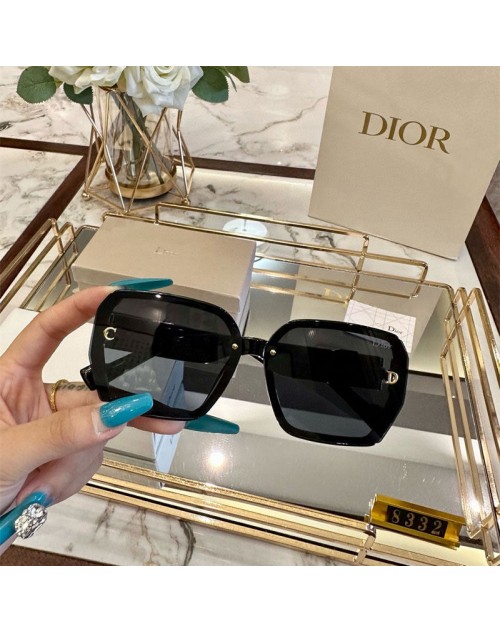 Dior ディオールサングラス 品番：X-LI-DIO-58669ラインで在庫確認とご注文の際、品番を教えてください
