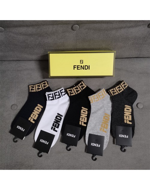 Fendi フェンデイ靴下 品番：X-LI-FEN-57722ラインで在庫確認とご注文の際、品番を教えてください