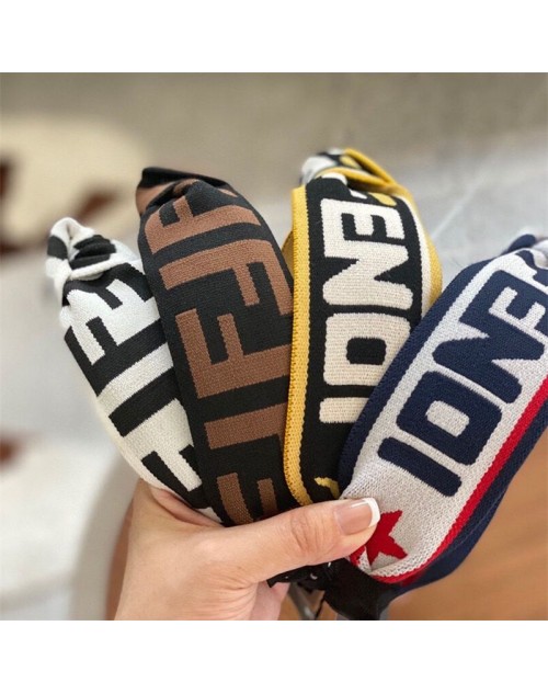 Fendi フェンデイヘアアクセサリー 品番：X-LI-FEN-57813ラインで在庫確認とご注文の際、品番を教えてください