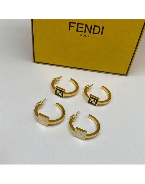 Fendi フェンデイピアス 品番：X-LI-FEN-58448ラインで在庫確認とご注文の際、品番を教えてください