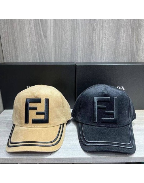 Fendi フェンデイキャップ 品番：X-LI-FEN-58589ラインで在庫確認とご注文の際、品番を教えてください