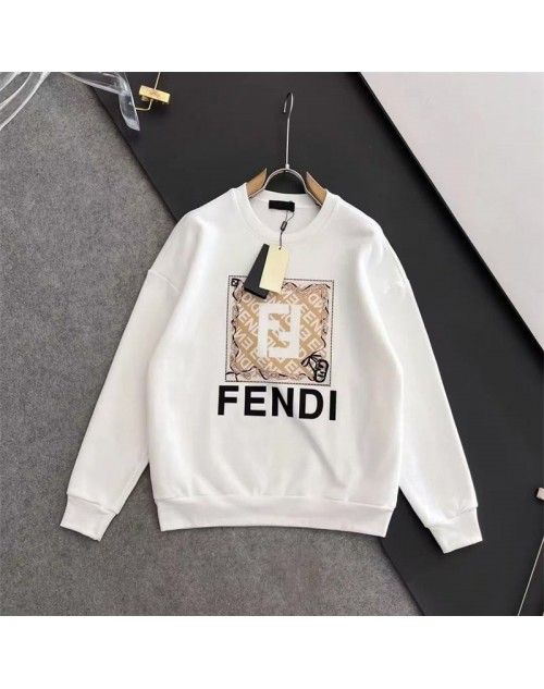 Fendi フェンデイパーカー服ジャケット 品番：X-LI-FEN-58634ラインで在庫確認とご注文の際、品番を教えてください