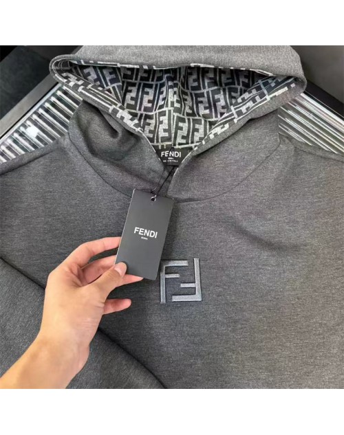 Fendi フェンデイパーカー服ジャケット 品番：X-LI-FEN-58643ラインで在庫確認とご注文の際、品番を教えてください