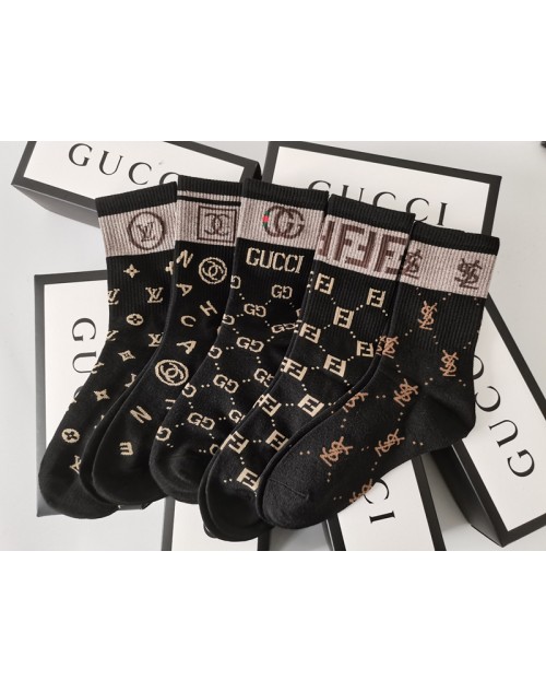 Gucci グッチ靴下 品番：X-LI-FF-YSL-59826ラインで在庫確認とご注文の際、品番を教えてください