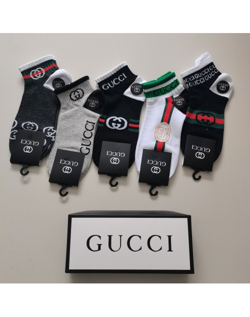 Gucci グッチ靴下 品番：X-LI-GG-57713ラインで在庫確認とご注文の際、品番を教えてください