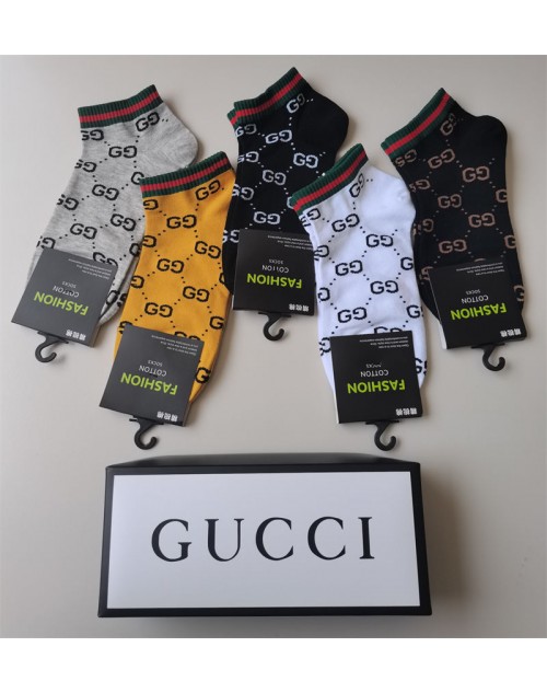 Gucci グッチ靴下 品番：X-LI-GG-57729ラインで在庫確認とご注文の際、品番を教えてください