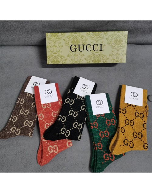 Gucci グッチ靴下 品番：X-LI-GG-59815ラインで在庫確認とご注文の際、品番を教えてください