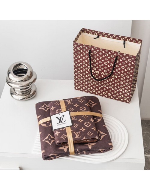 LV ルイヴィトン バスタオル75*140cm タオル35*75cm ２点セット 箱付き