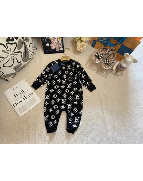 Lv ルイヴィトン子供服 品番：X-LI-LV-59010ラインで在庫確認とご注文の際、品番を教えてください