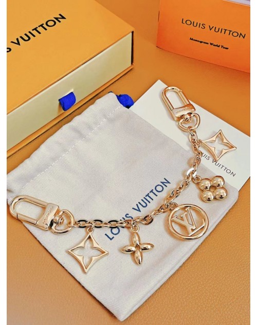 Lv ルイヴィトンキーホルダー 品番：X-LI-LV-59136ラインで在庫確認とご注文の際、品番を教えてください