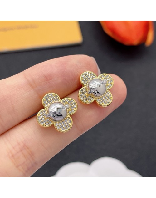 Lv ルイヴィトンピアス 品番：X-LI-LV-59237ラインで在庫確認とご注文の際、品番を教えてください