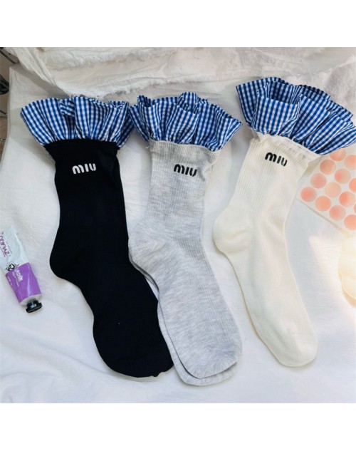 ミュウミュウ MiuMiu靴下 品番：X-LI-MIU-58840ラインで在庫確認とご注文の際、品番を教えてください