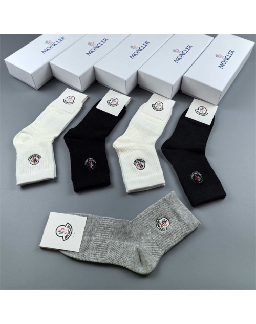 Moncler モンクレール靴下 品番：X-LI-MON-58756ラインで在庫確認とご注文の際、品番を教えてください
