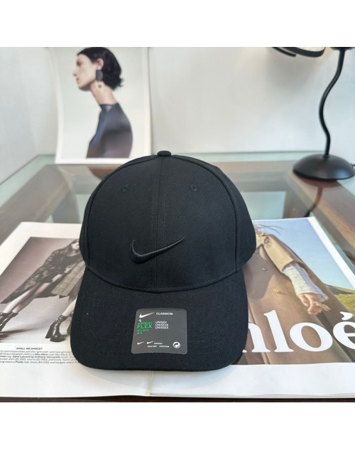Nike ナイキキャップ 品番：X-LI-NIK-59772ラインで在庫確認とご注文の際、品番を教えてください