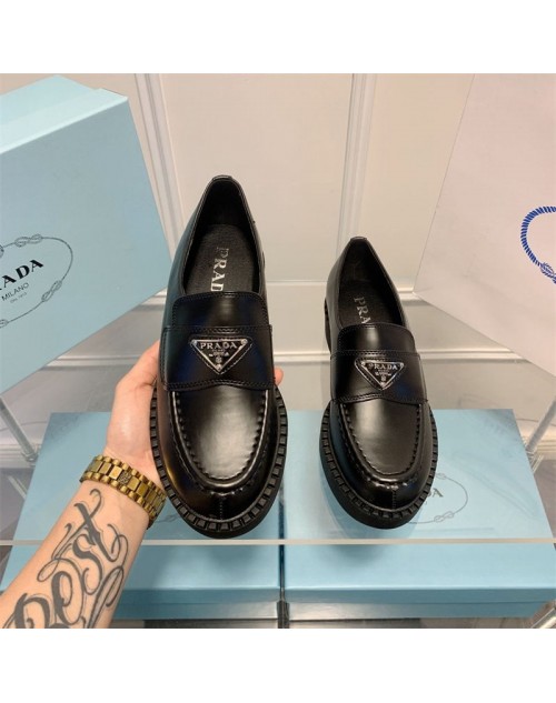 Prada プラダ靴 品番：X-LI-PRA-58465ラインで在庫確認とご注文の際、品番を教えてください