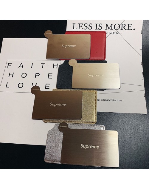 Supreme シュプリームキーホルダー 品番：X-LI-SUP-59098ラインで在庫確認とご注文の際、品番を教えてください