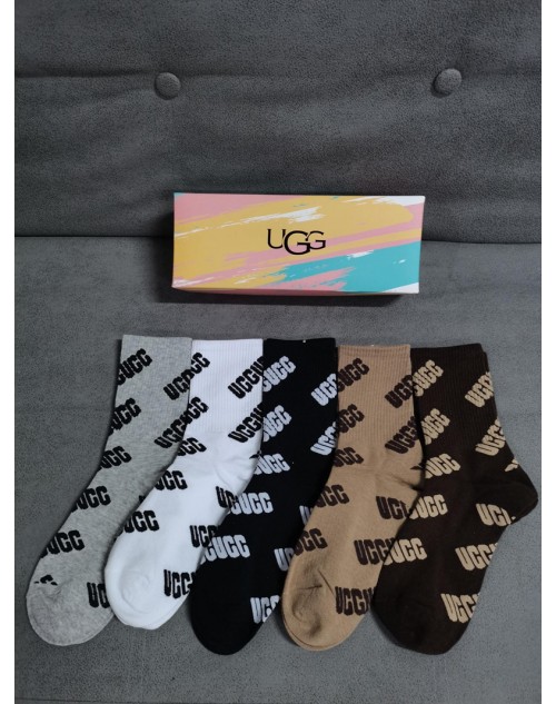 UGG アグ靴下 品番：X-LI-UGG-59827ラインで在庫確認とご注文の際、品番を教えてください