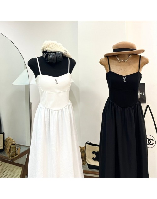 Ysl イブサンローランtシャツ 品番：X-LI-YSL-59777ラインで在庫確認とご注文の際、品番を教えてください